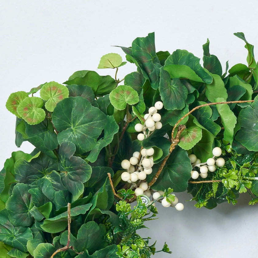 Everyday Mixed Greenery Geranium, Clover & White Berry Twig All Seasons Wreath