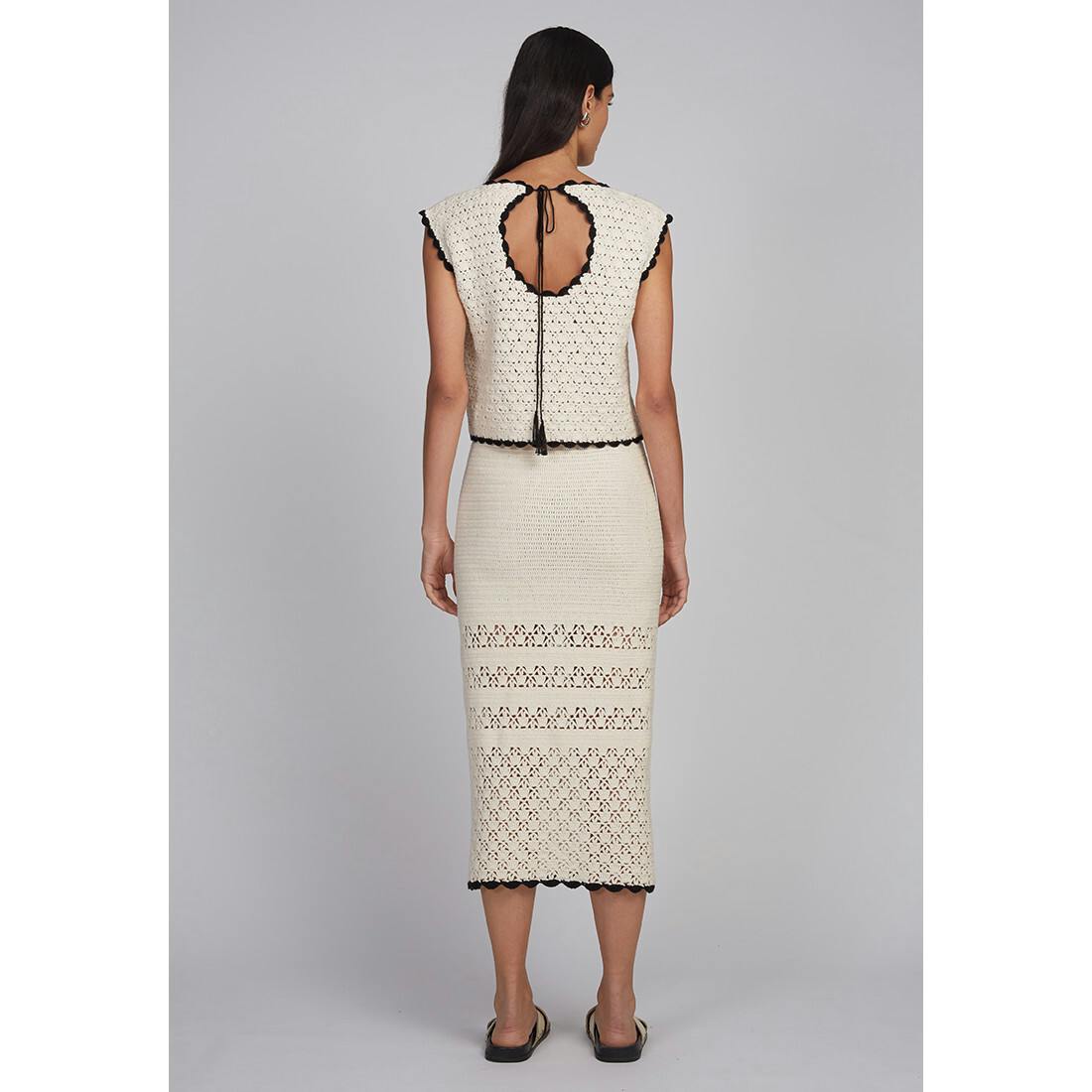 ZARIA CROCHET TOP | IVORY W/ BLACK TIPPING