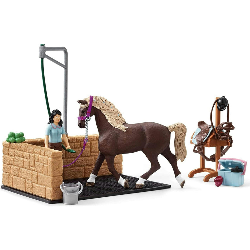 Schleich Club: Washing Area W/ Emily & Luna - 19 Piece Playset