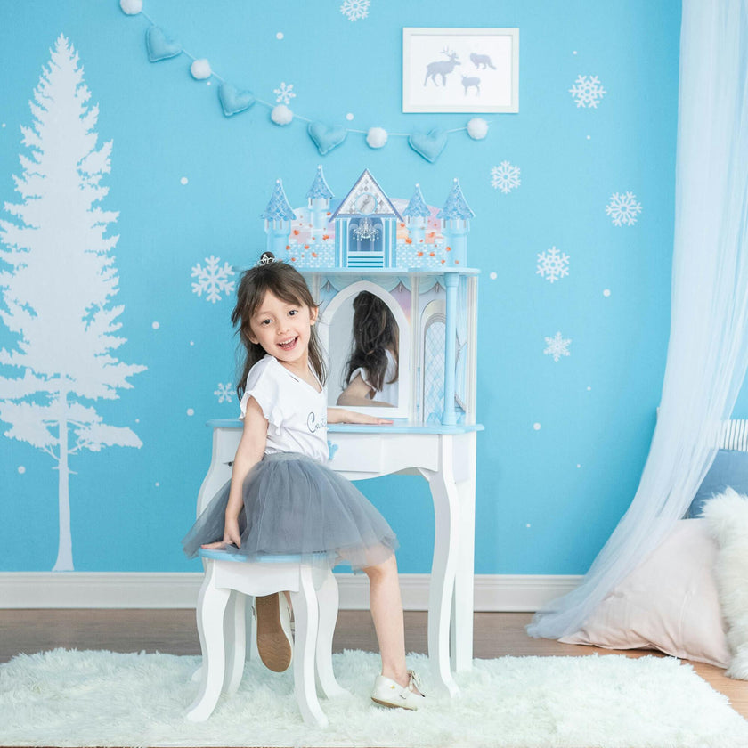Dreamland Castle Play Vanity Set