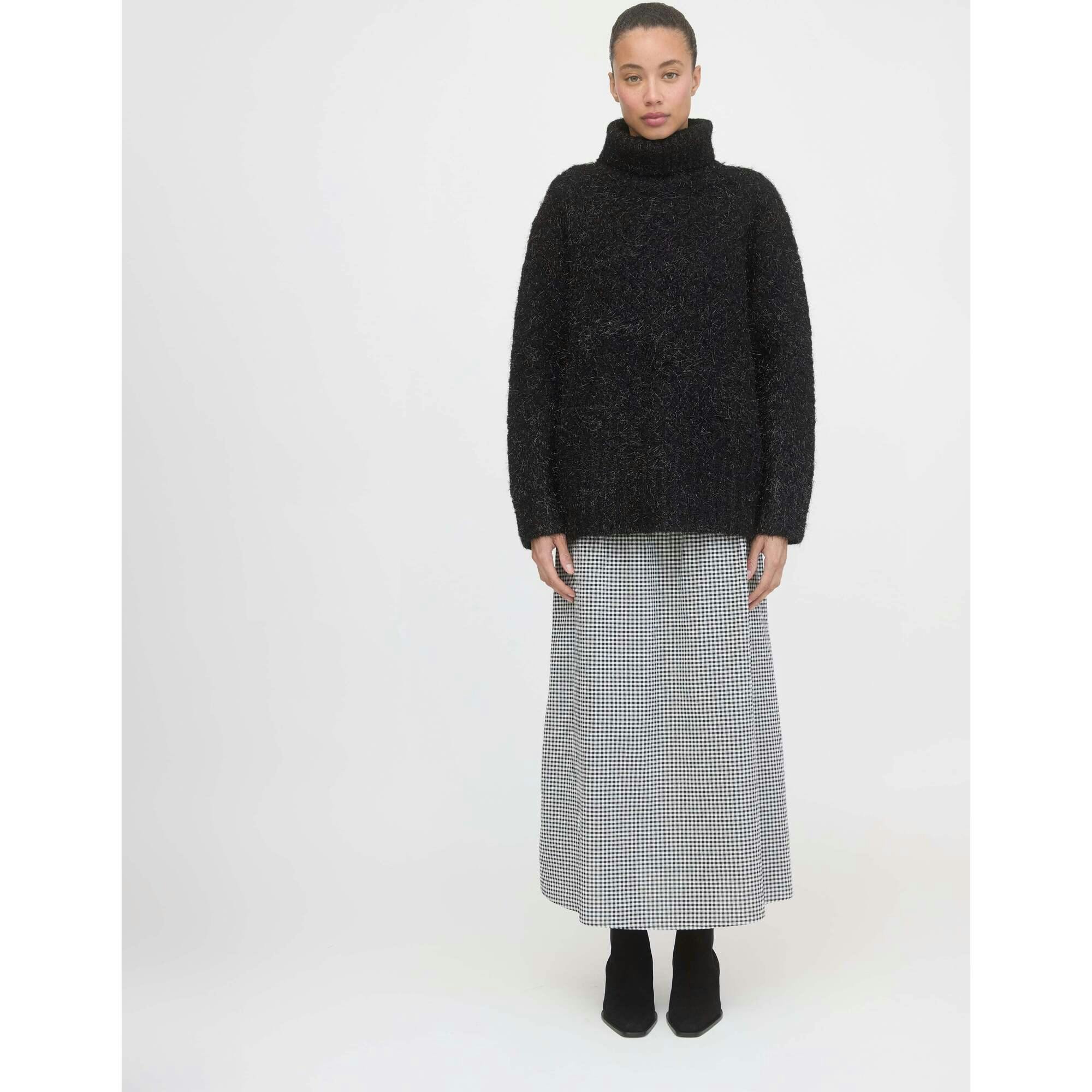 The Delphine Nap Skirt - Black/Sand Gingham