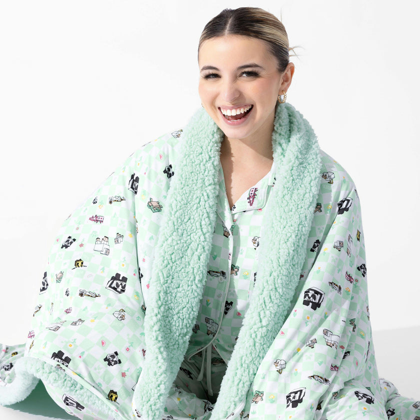 Minecraft: Sleep Repeat Bamboo Women's Pajama Set
