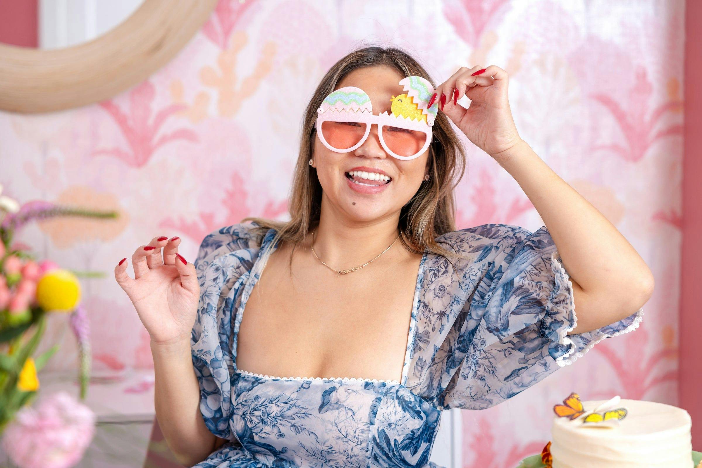 Packed Party Peek-a-Boo Chick Novelty Glasses - Pink Frames with Glitter Chick and Pastel Egg Details, Pink Lenses, and Peep This Gold Text, 5.9x3.5 Inch
