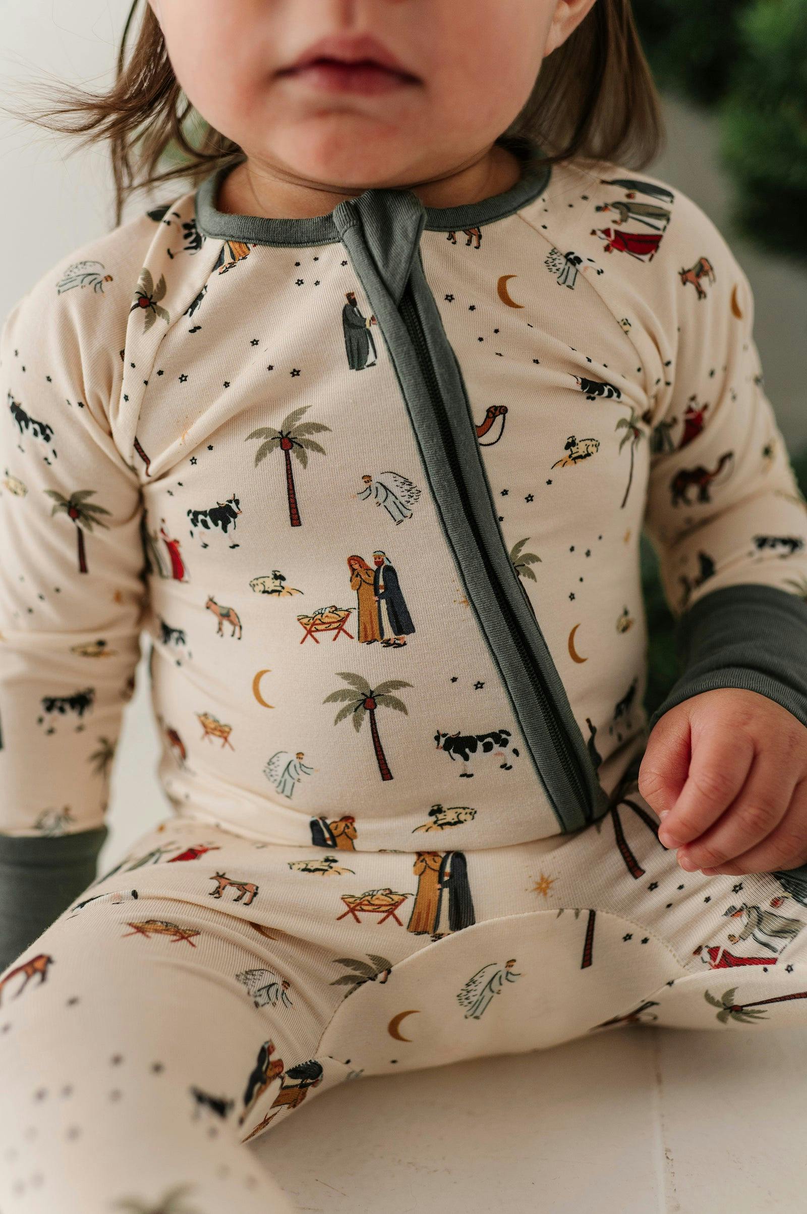Long Sleeve Zip Romper in Nativity