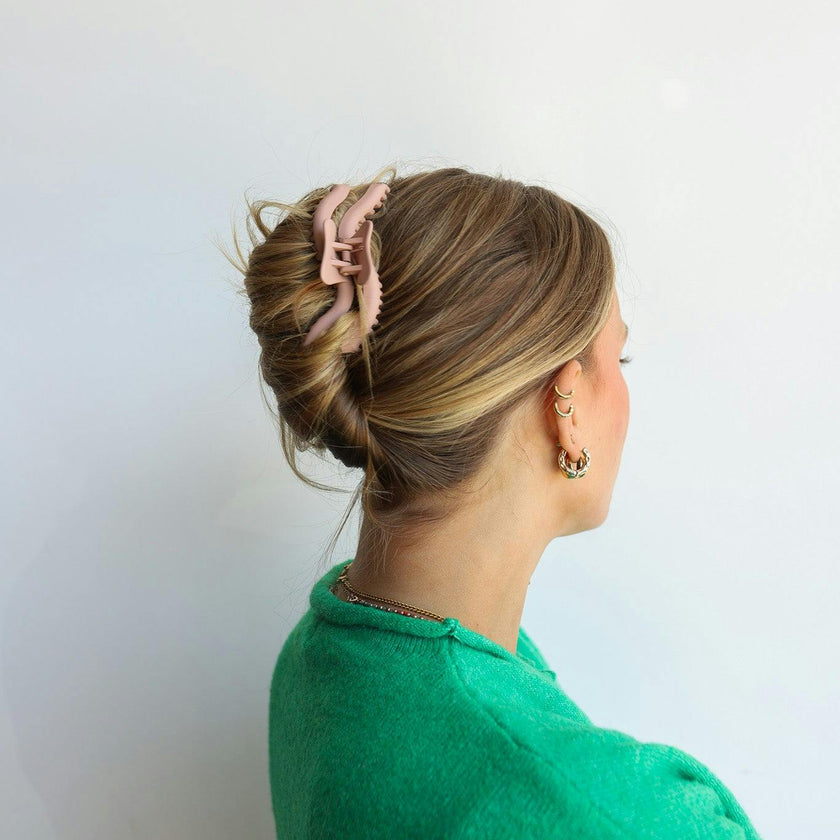 KAXI WAVY MIDI HOLD EVERYTHING CLAW