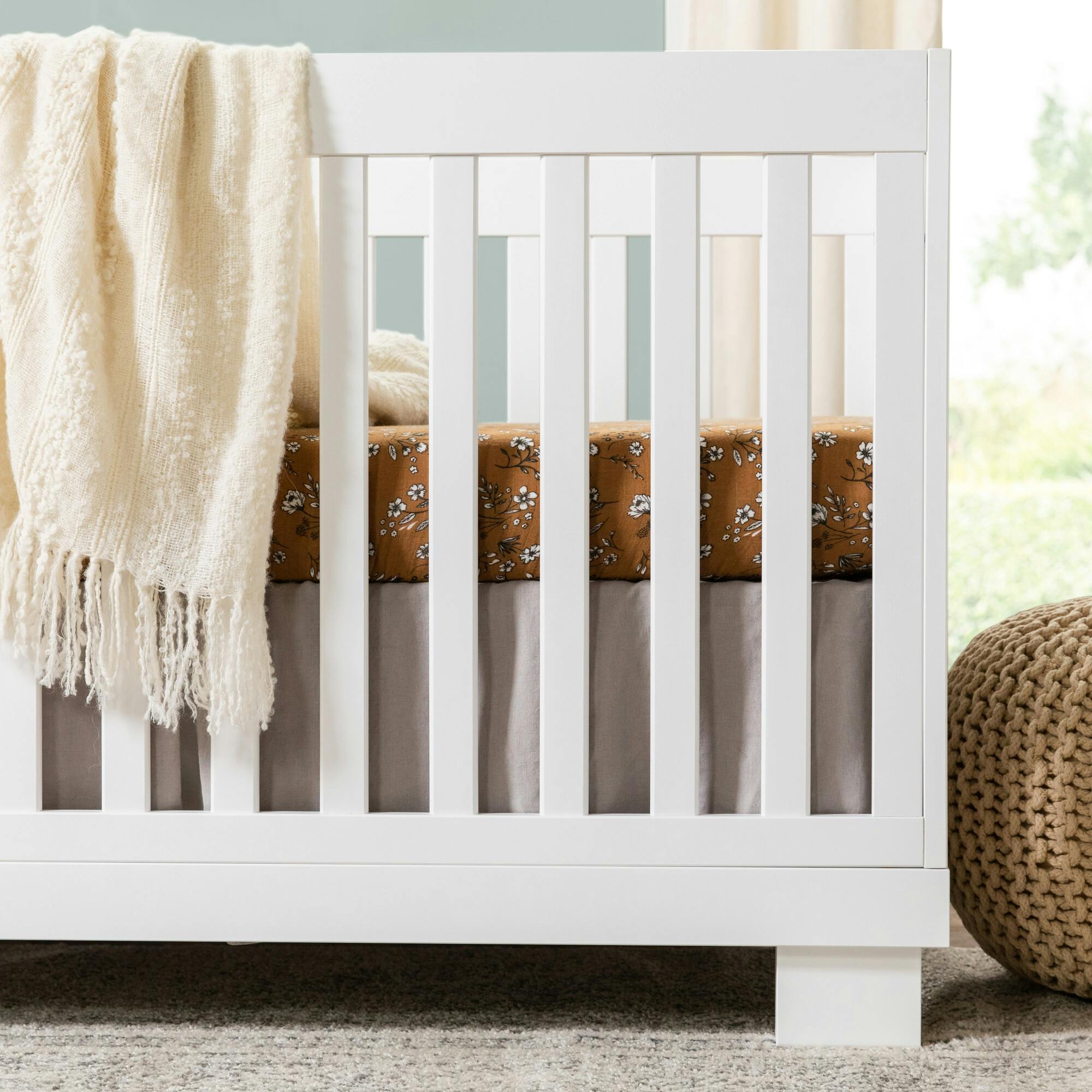 Modo 3-In-1 Convertible Crib with Toddler Bed Conversion Kit