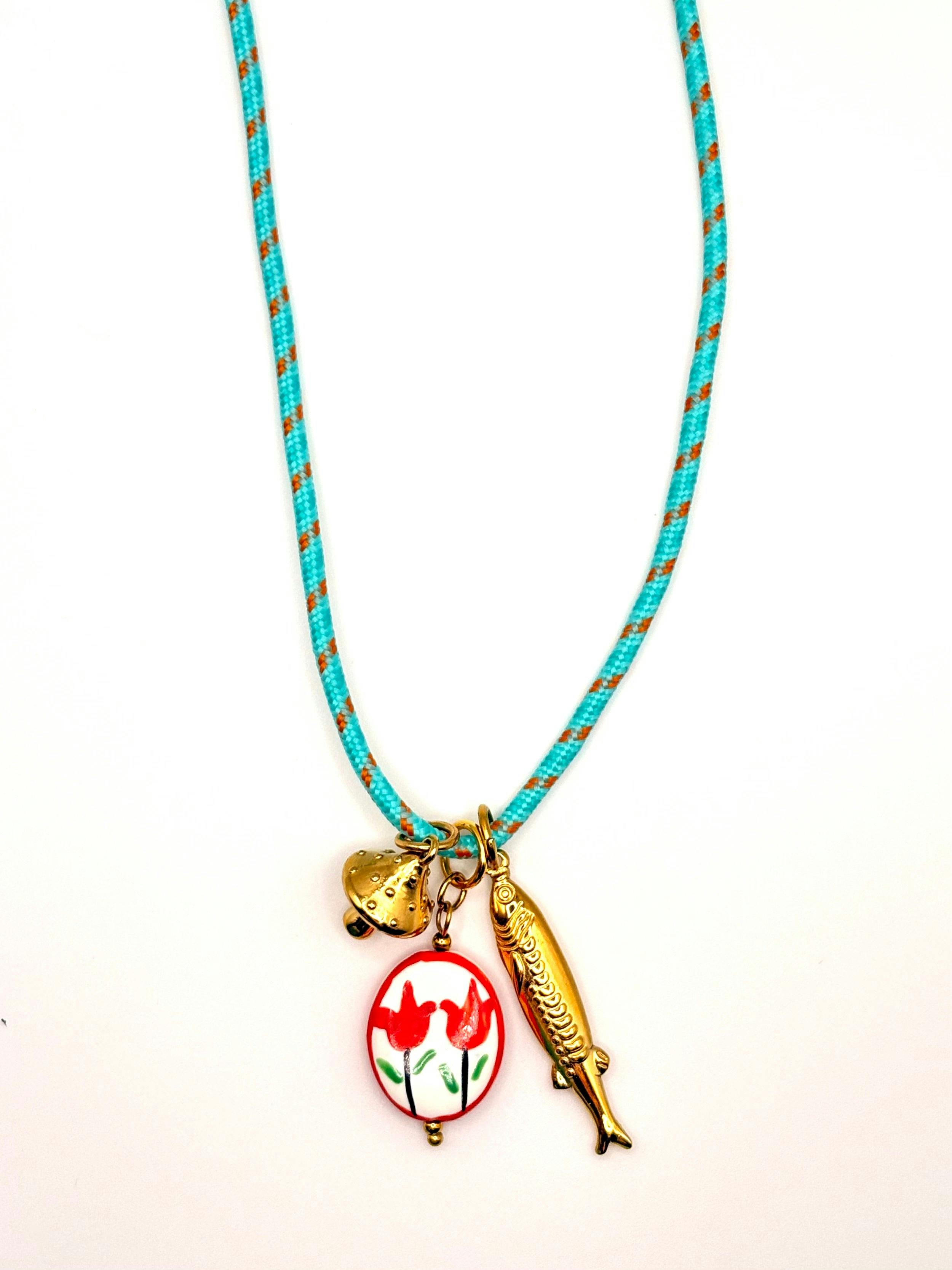 SUMMER CORD FISH CHARM NECKLACE