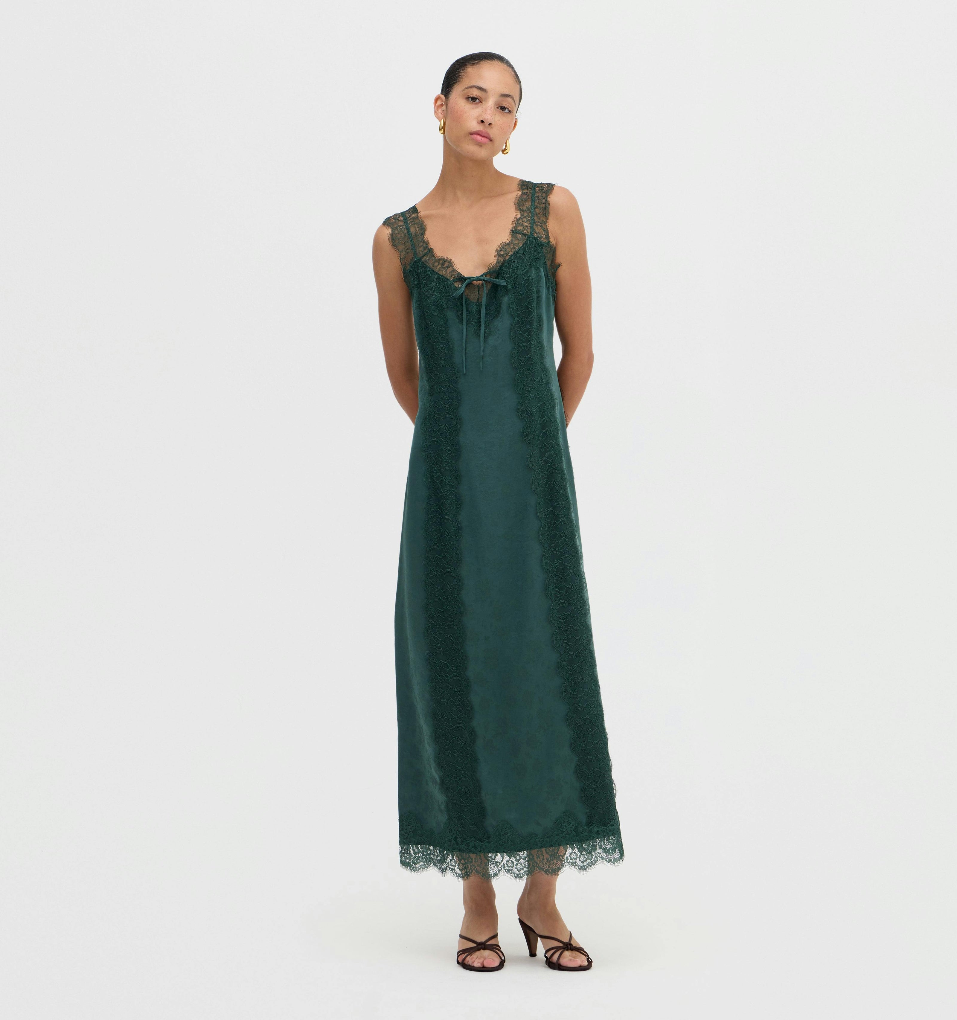 The Winsome Dress - Jadeite Floral Jacquard