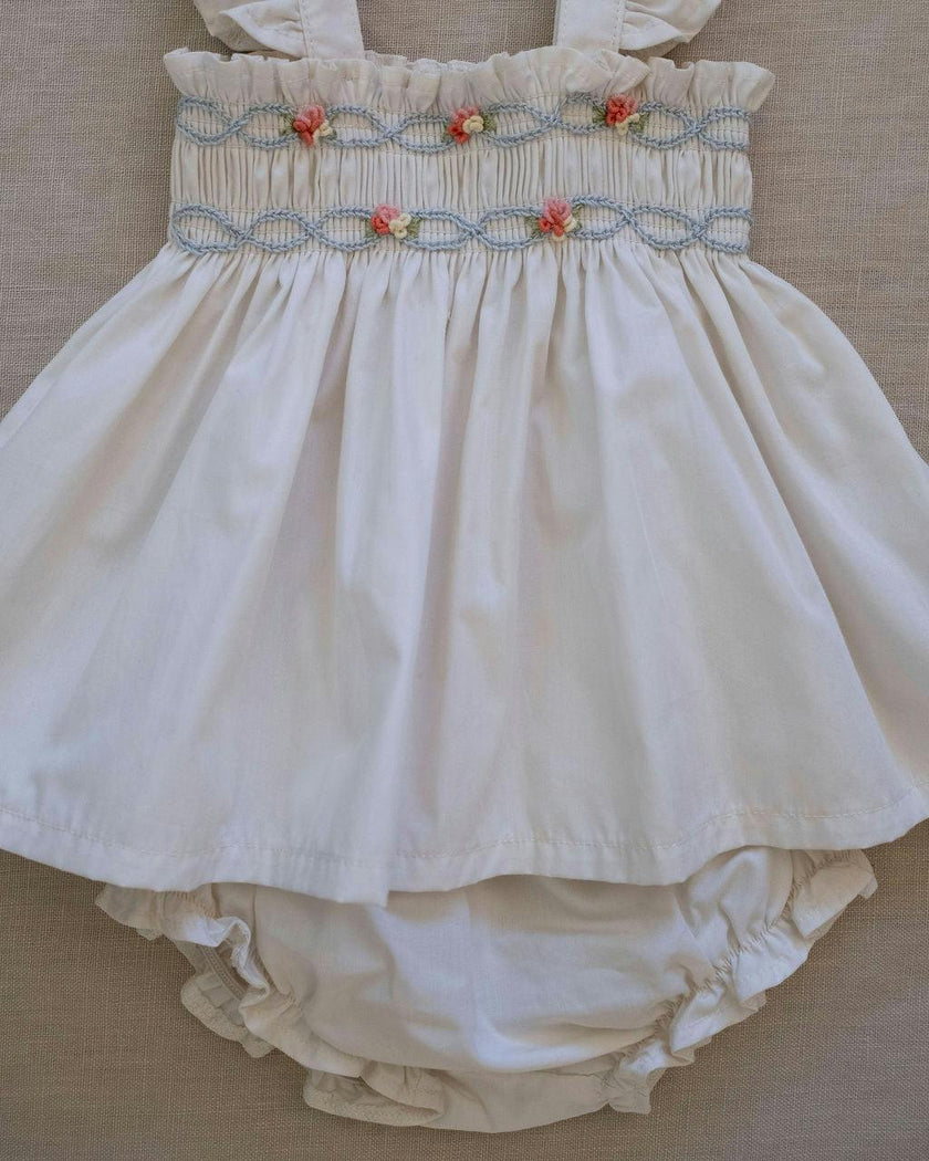Embroidered Flutter Set in Ivory