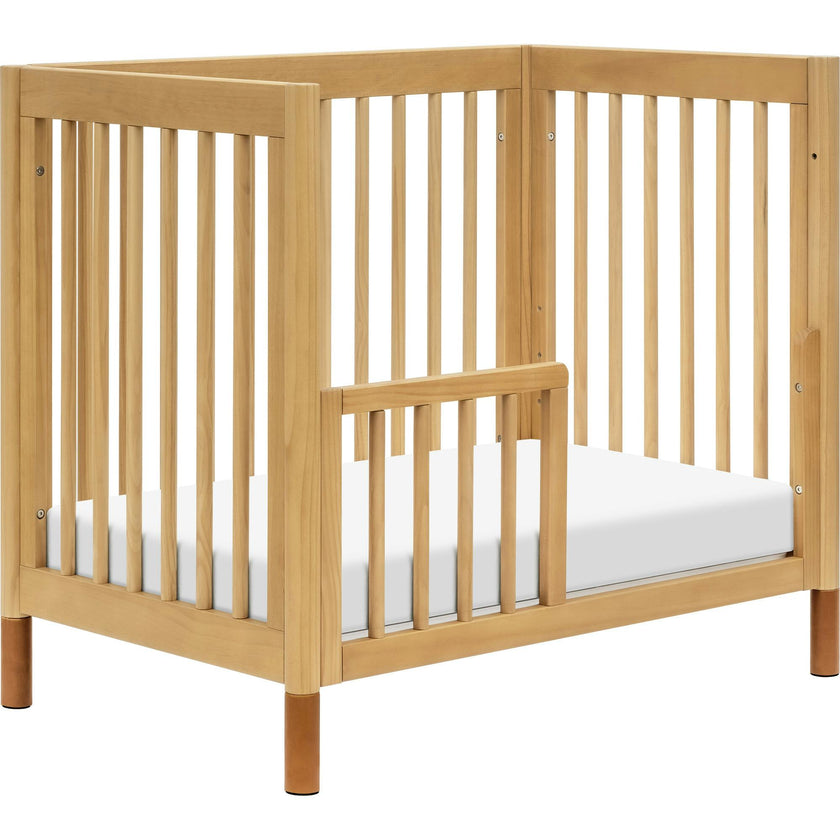 Gelato 4-in-1 Convertible Mini Crib