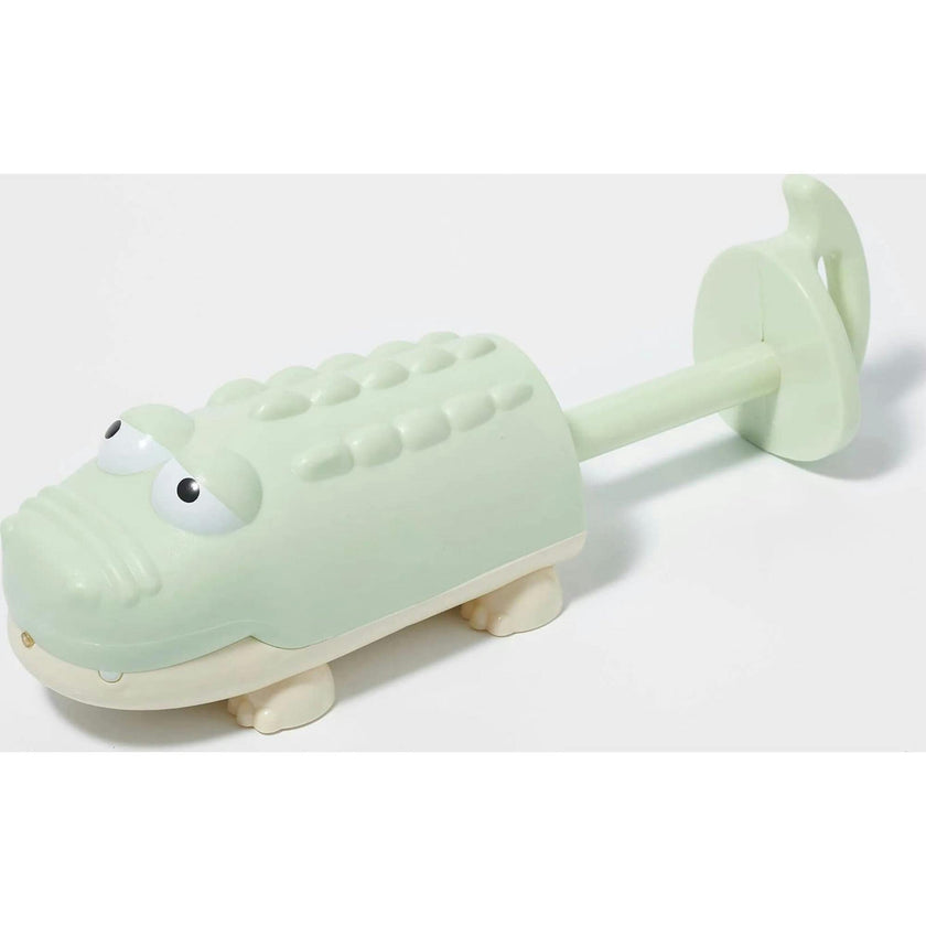 Sunnylife: Water Squirters - Pastel Green - Pull Handle To Fill With Water