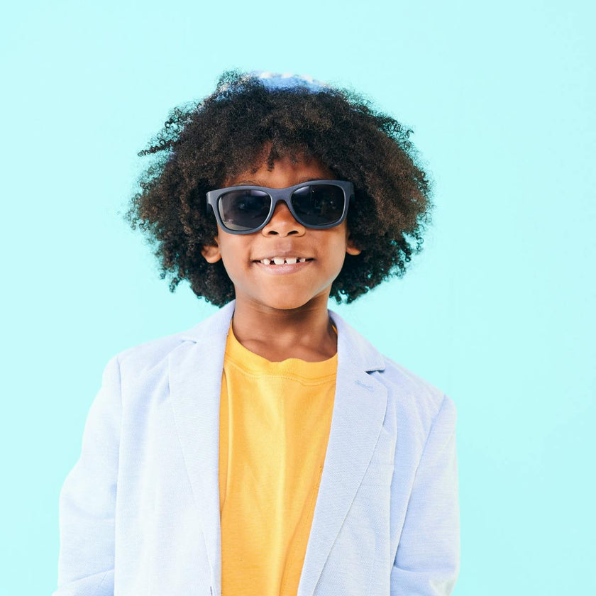 Polarized Navigator Sunglasses: Jet Black
