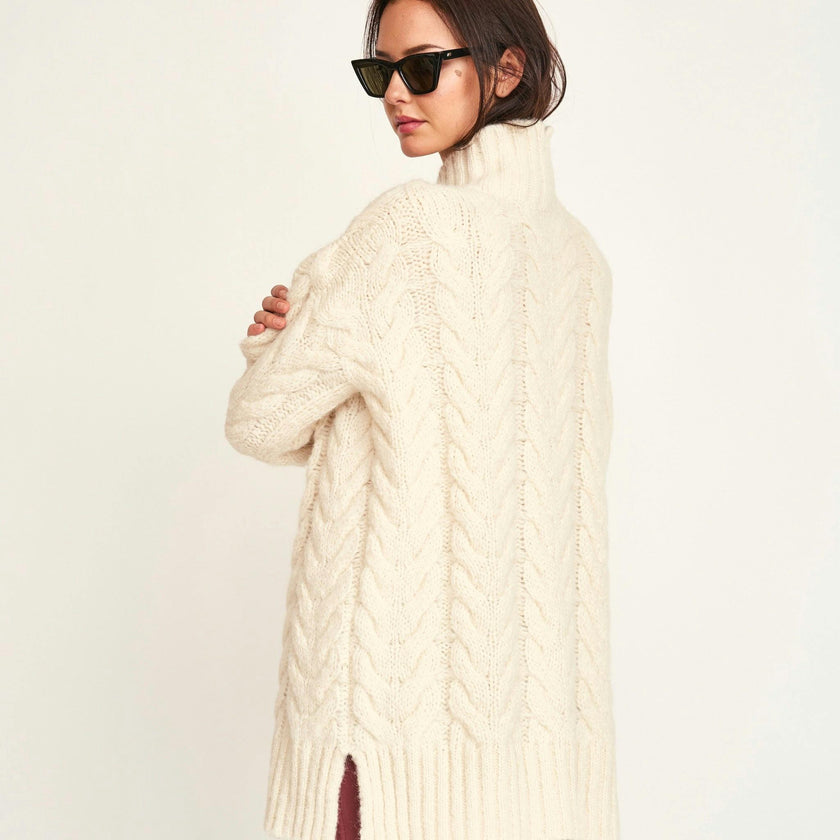Salida Cable Turtleneck in Alabaster