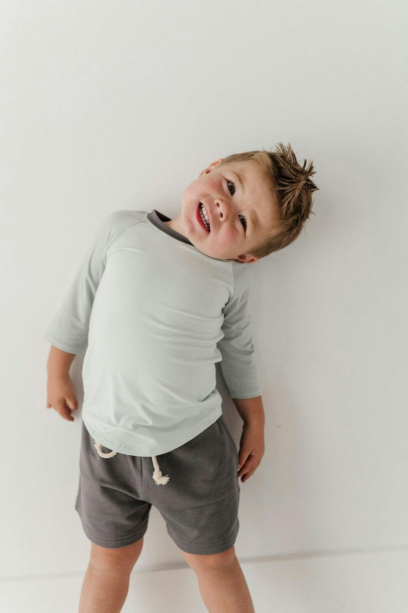 Boys Everyday Shorts in Smoke