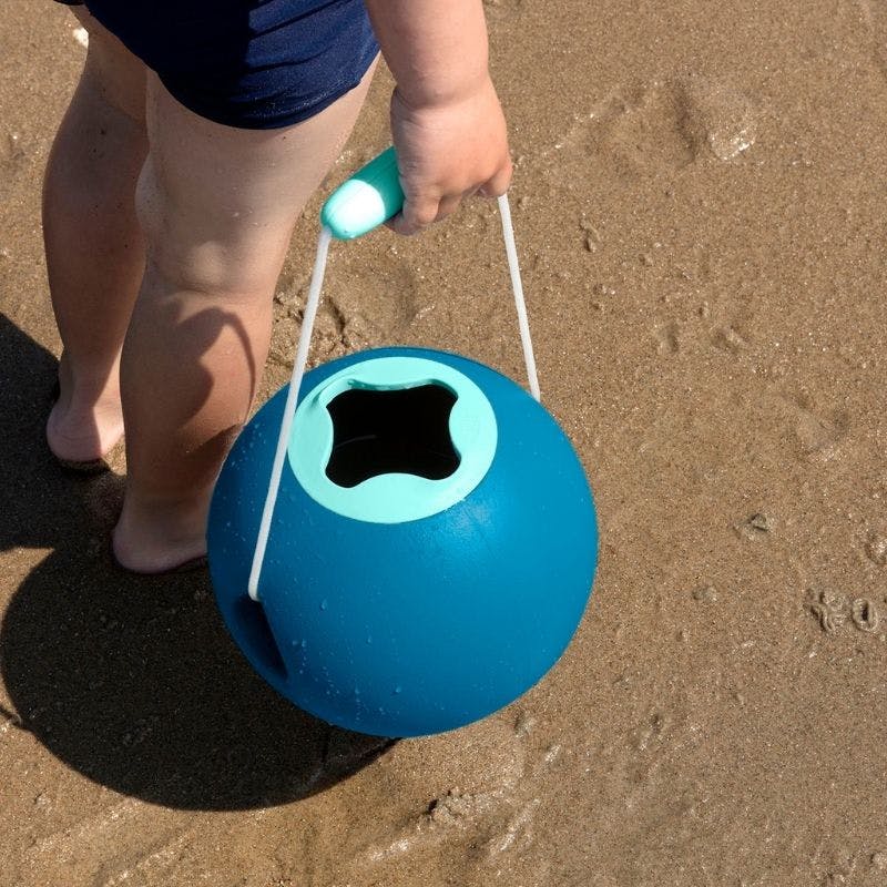 Quut Beach Bundle – Beach Bag Set & Triplet Multifunctional Sand Play Set for Kids