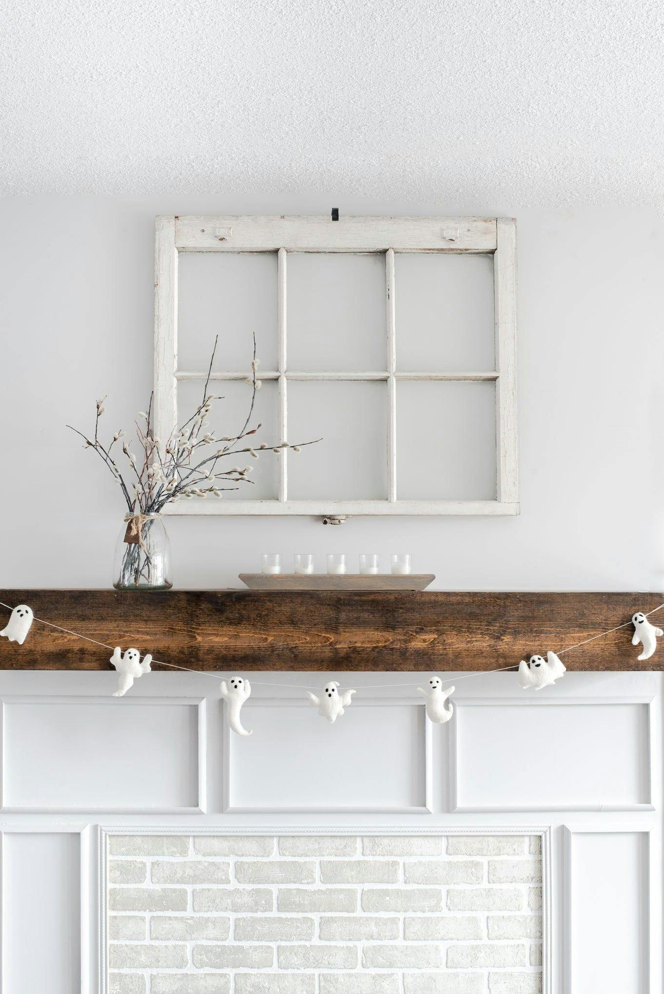 Flying Ghost Garland