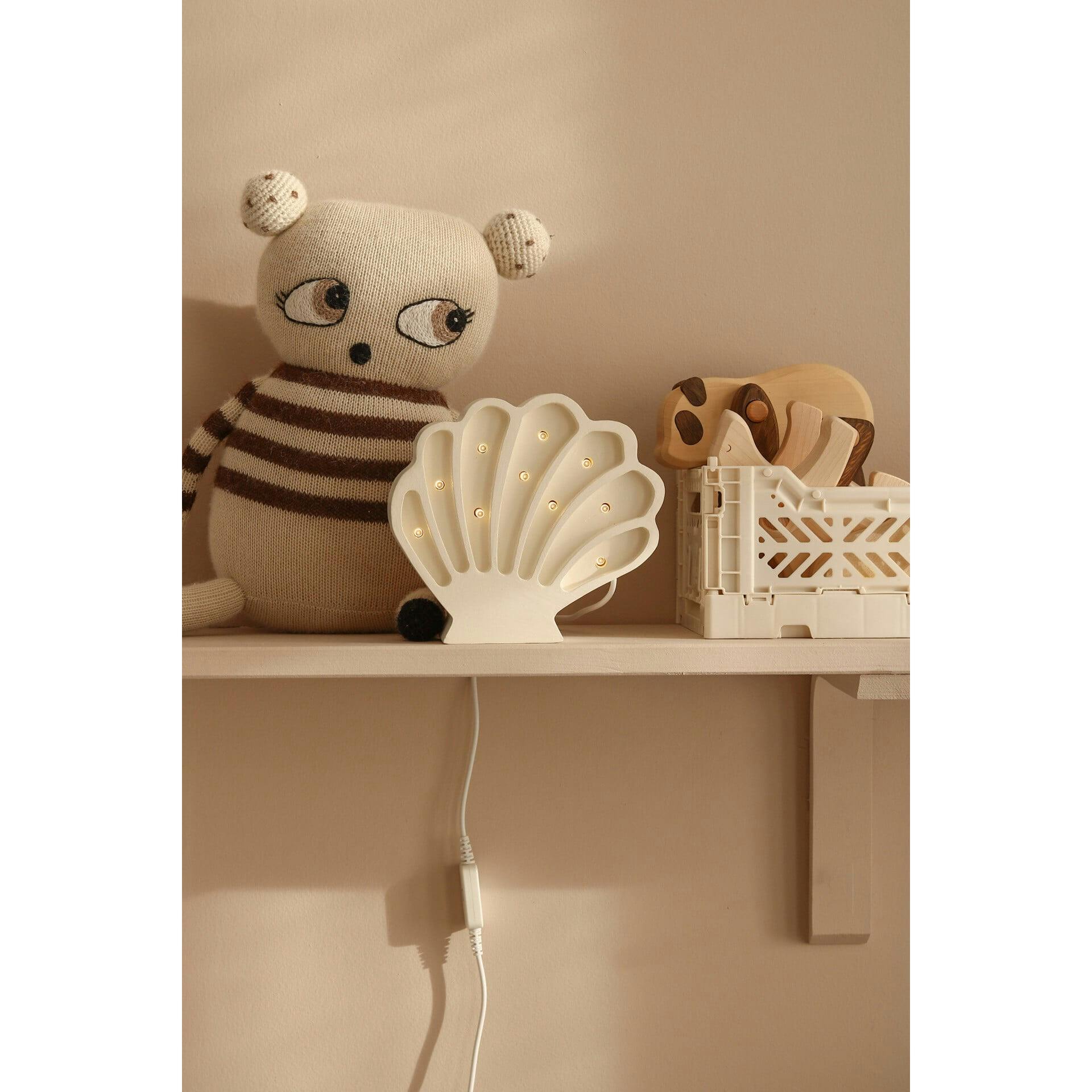 Little Lights Mini Seashell Lamp