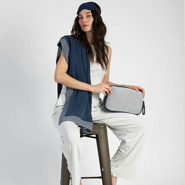 Reversible Solid Throw Set