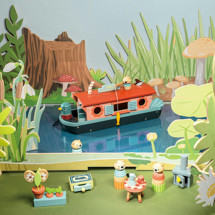 Little Canal Boat