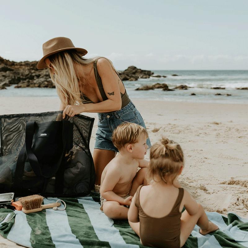 Beach Hauler™ Mesh Beach Bag - Deep Sea