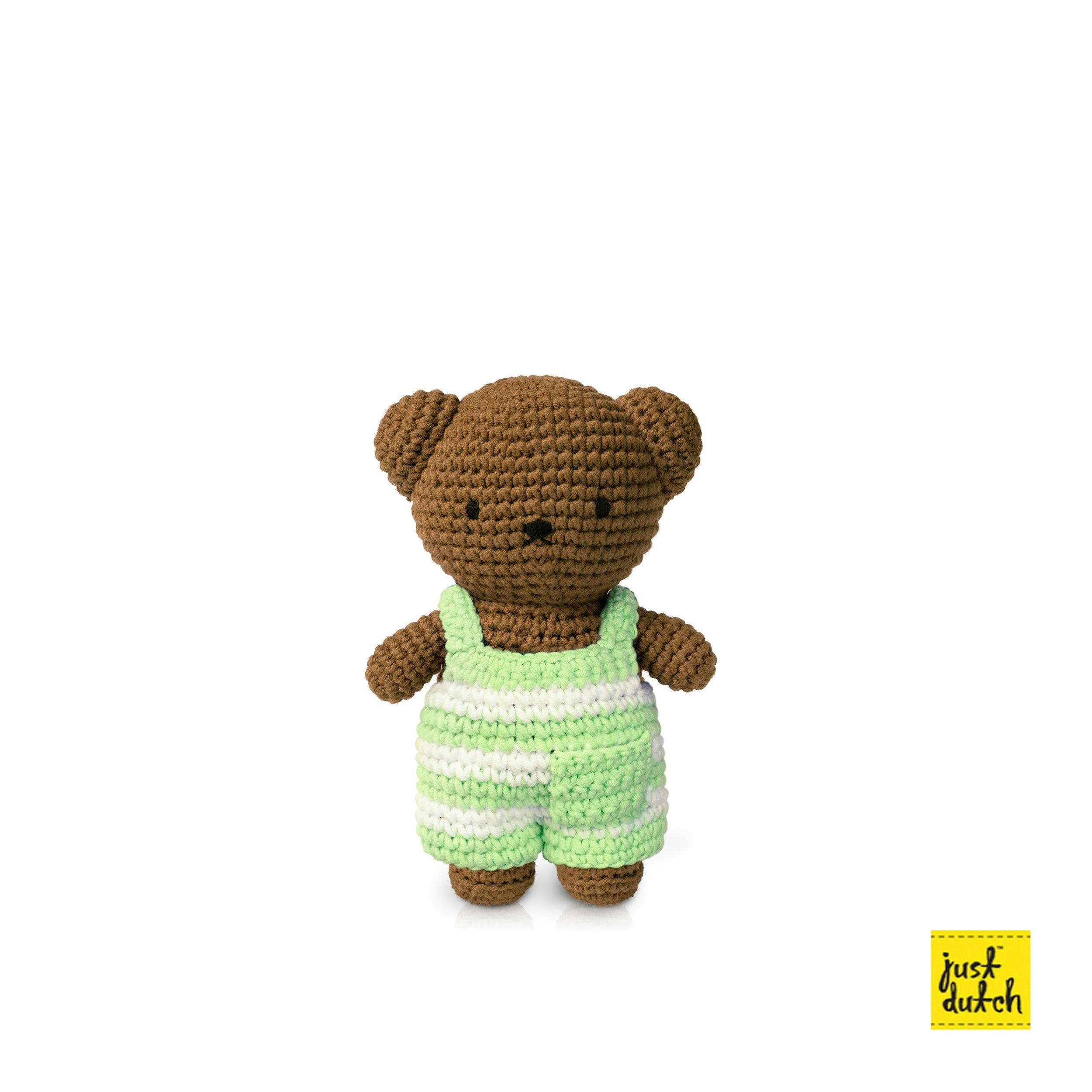 Boris in Casual Color Crochet Outfit