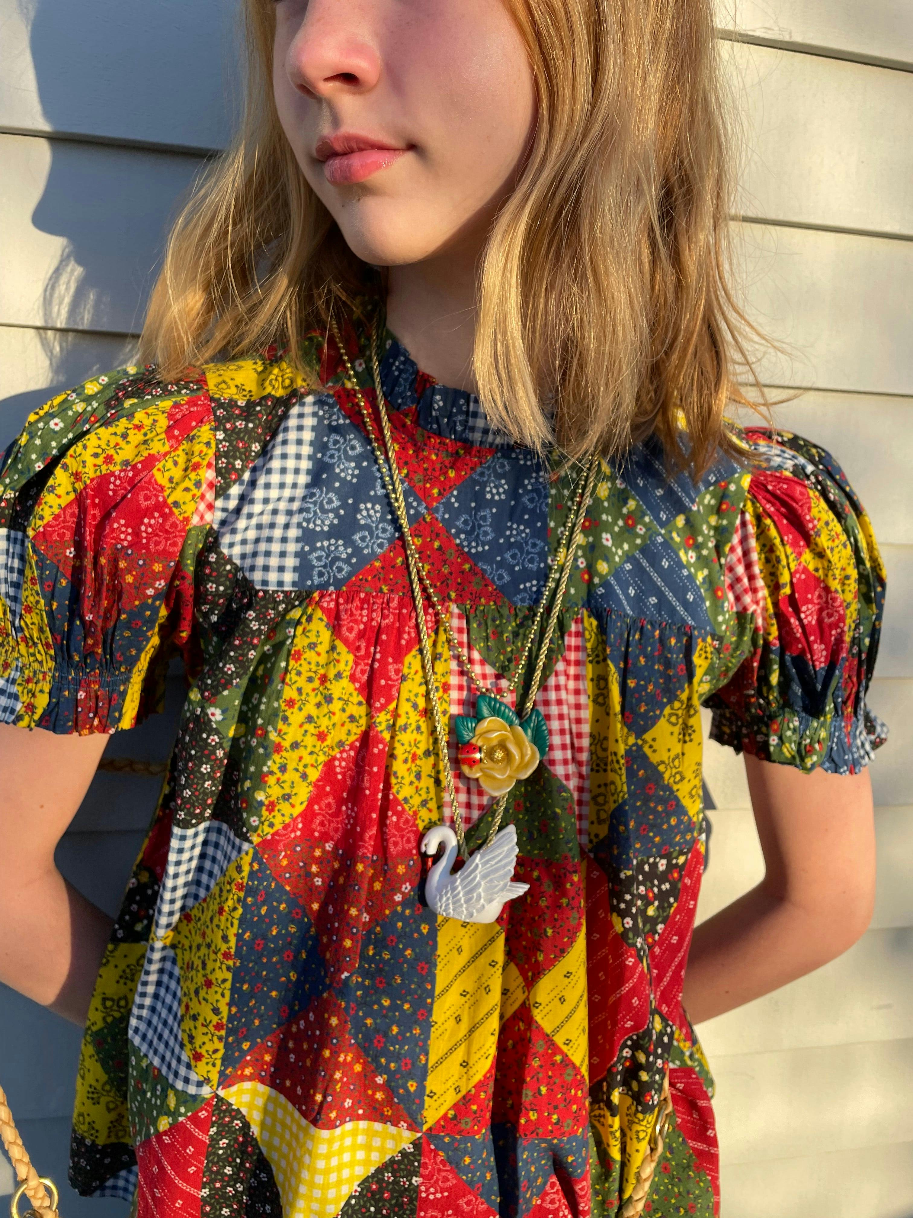 FLORAL LOVE NECKLACE