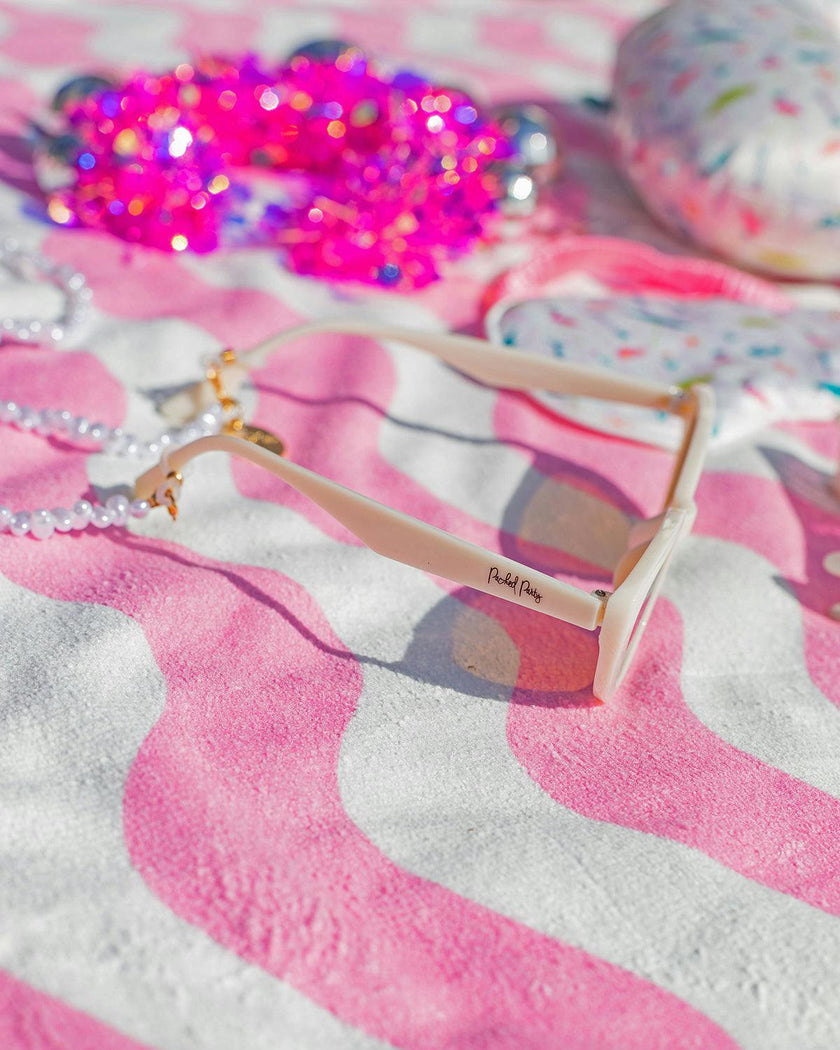 Packed Party Sunny Daze Cat Eye Sunglasses and Pearl Shell Chain Set – White Cat Eye with Freshwater Pearl Chain, 1.75x5.75 Inch Sunglasses with 31.5 Inch Chain