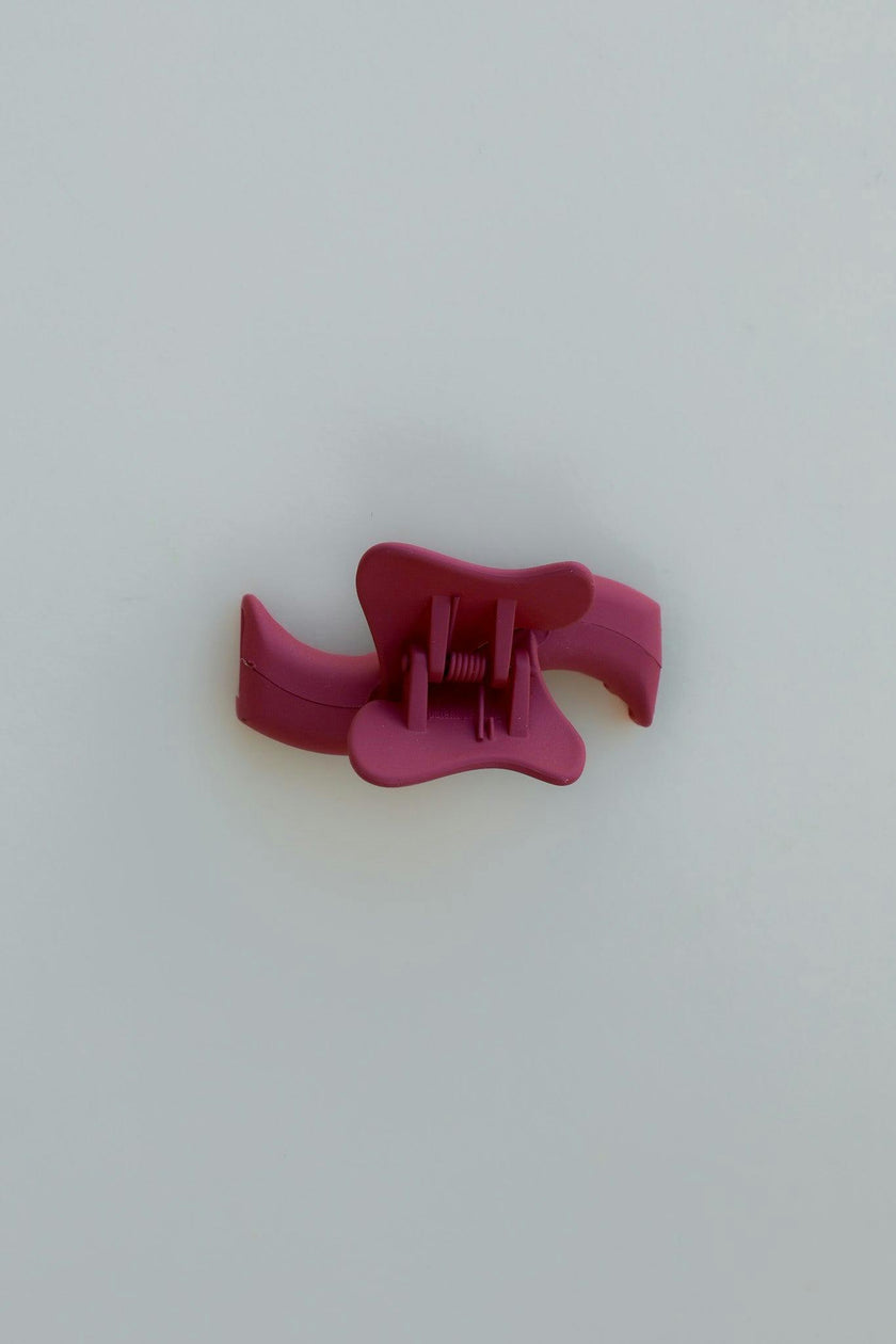 KAXI WAVY MINI HOLD EVERYTHING CLAW
