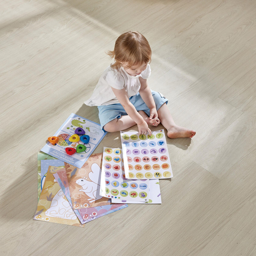 Hape: Crayon Coloring - 18pc Art Set