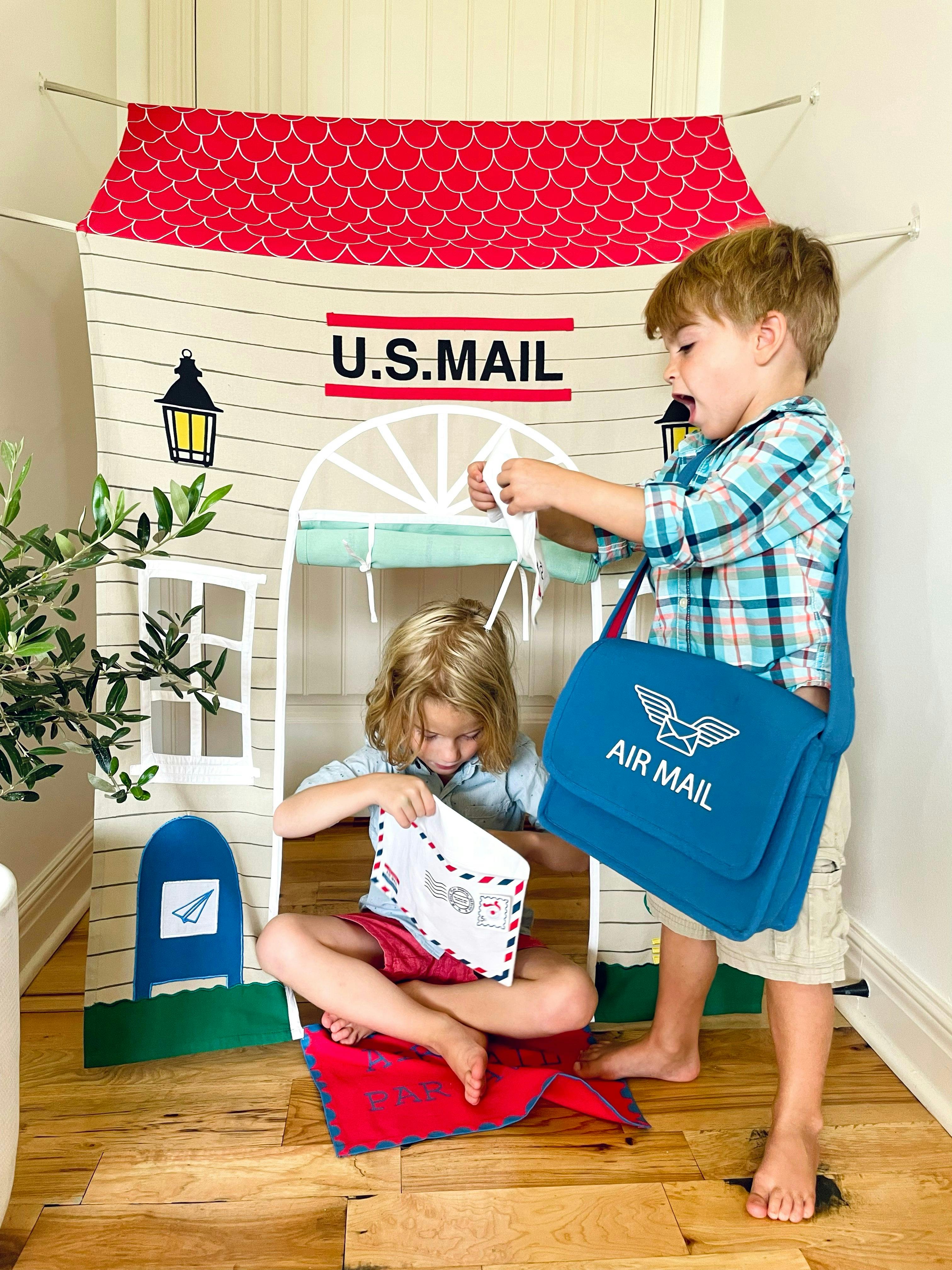 Post Office Doorway Tent with Play Accessories