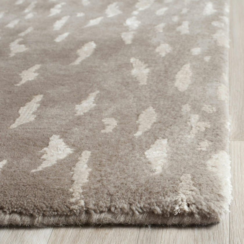 Tibetan Knox  Rug, Grey