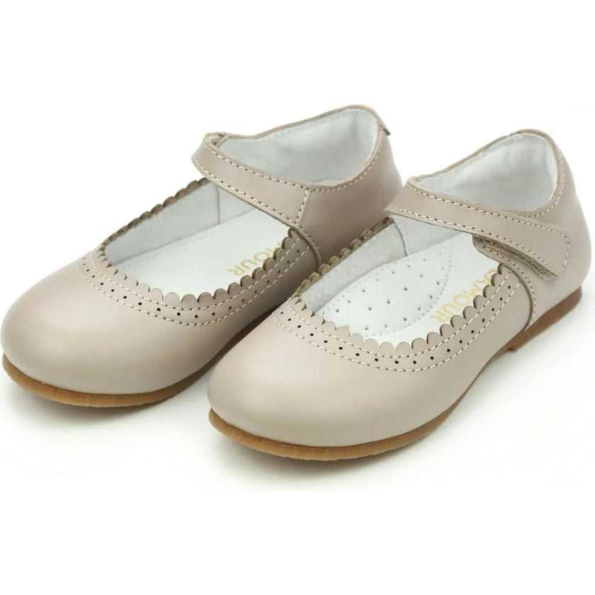 Lucille Scalloped Flat
