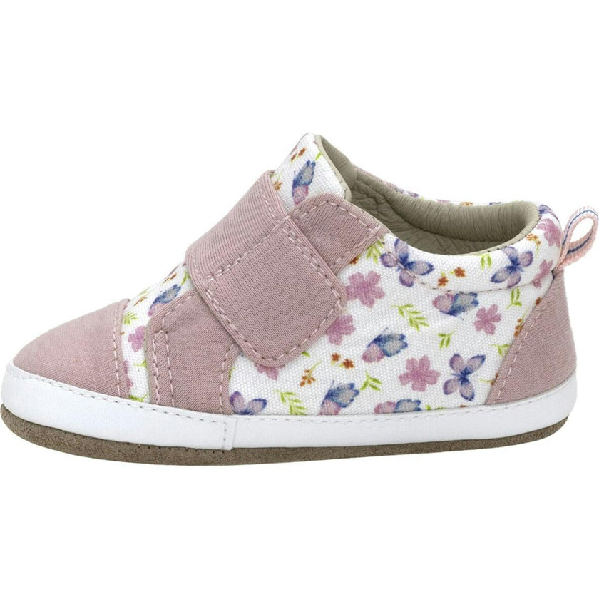Rina First Kicks in Pink