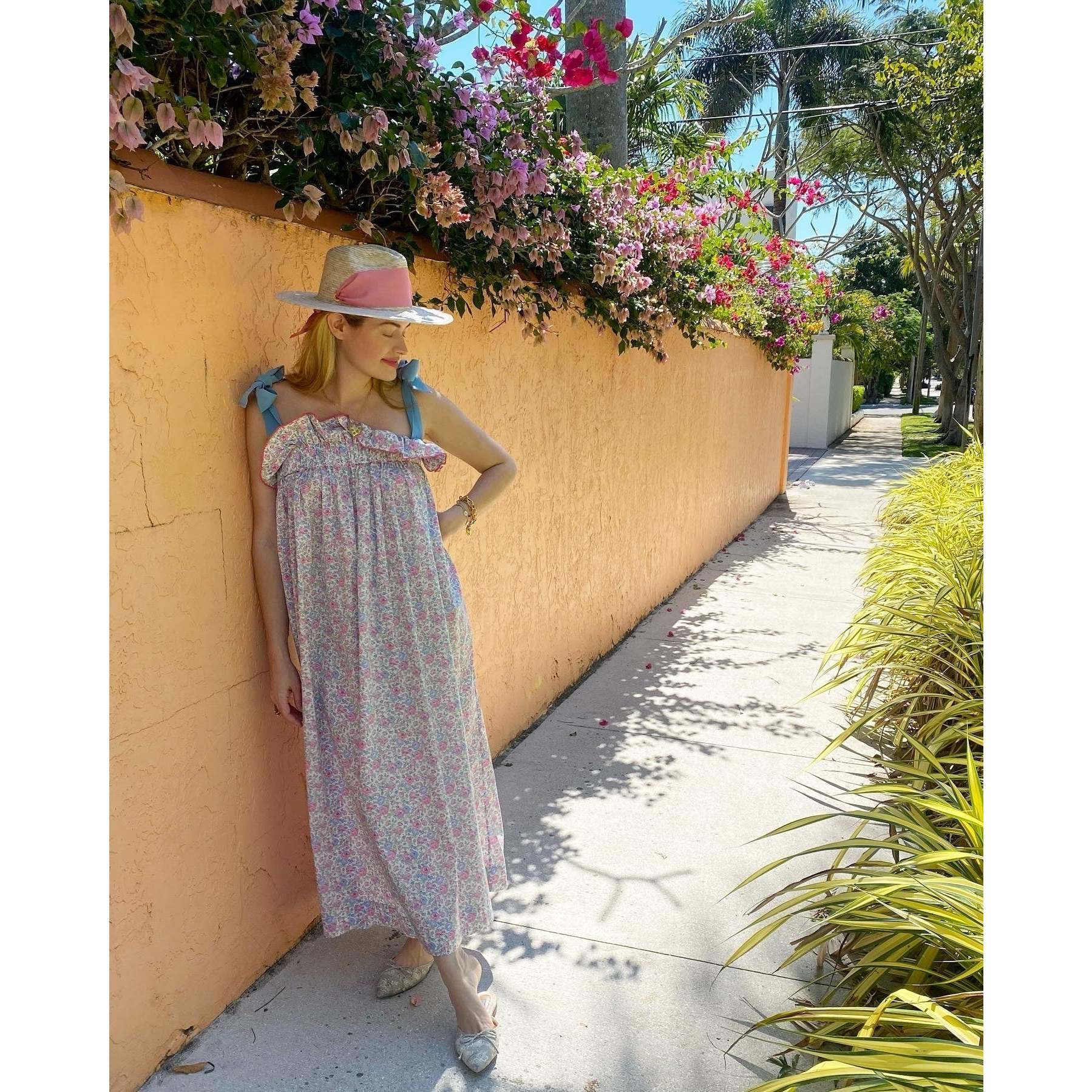 Women'S Zinnia Classic Short Brim Long & Thin Grosgrain Ribbon Sun Hat, Blue