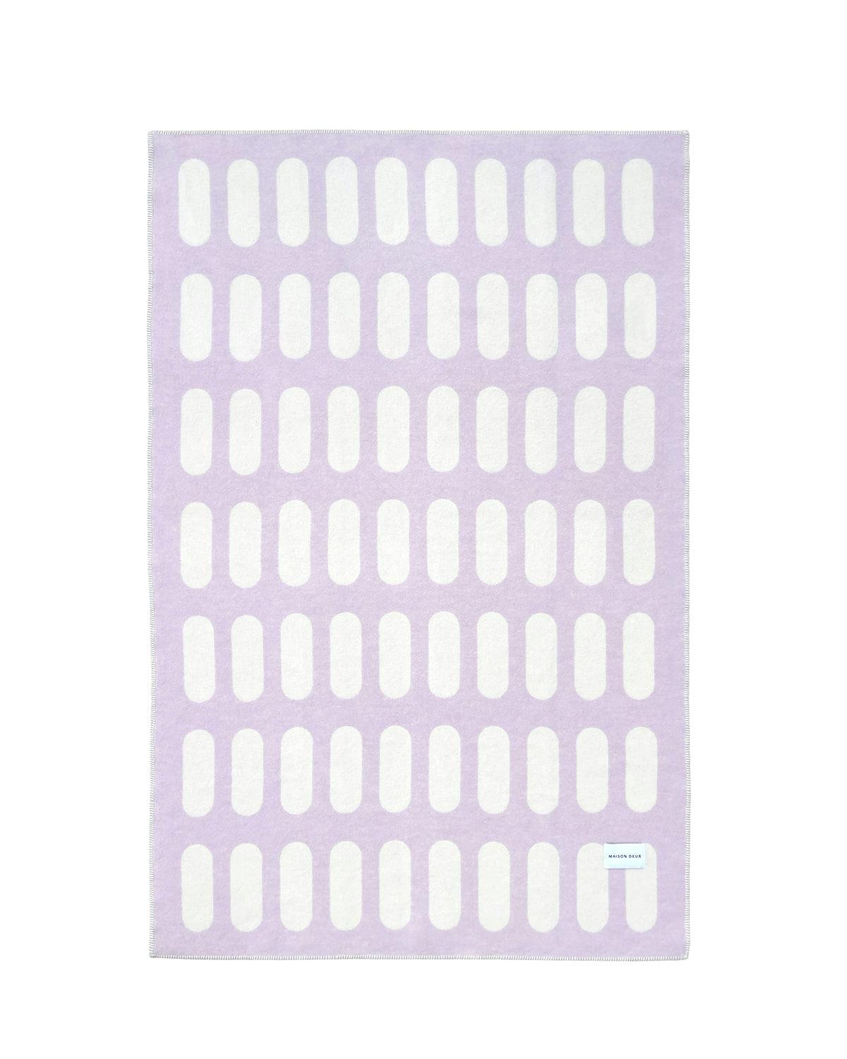 Blanket CUBICS Chill Pill Lilac 4.25 x 6.5ft