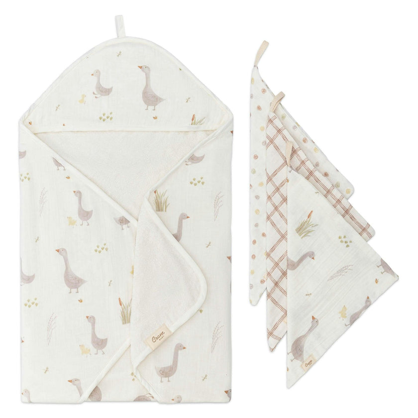 Charlie Farmhouse Goose Hooded Baby Bath Towel & Washcloth Set