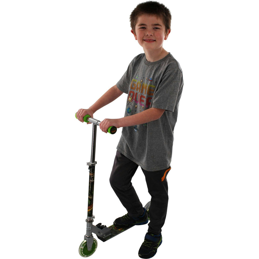 Ozbozz Scooter with 2 Light Up Wheels
