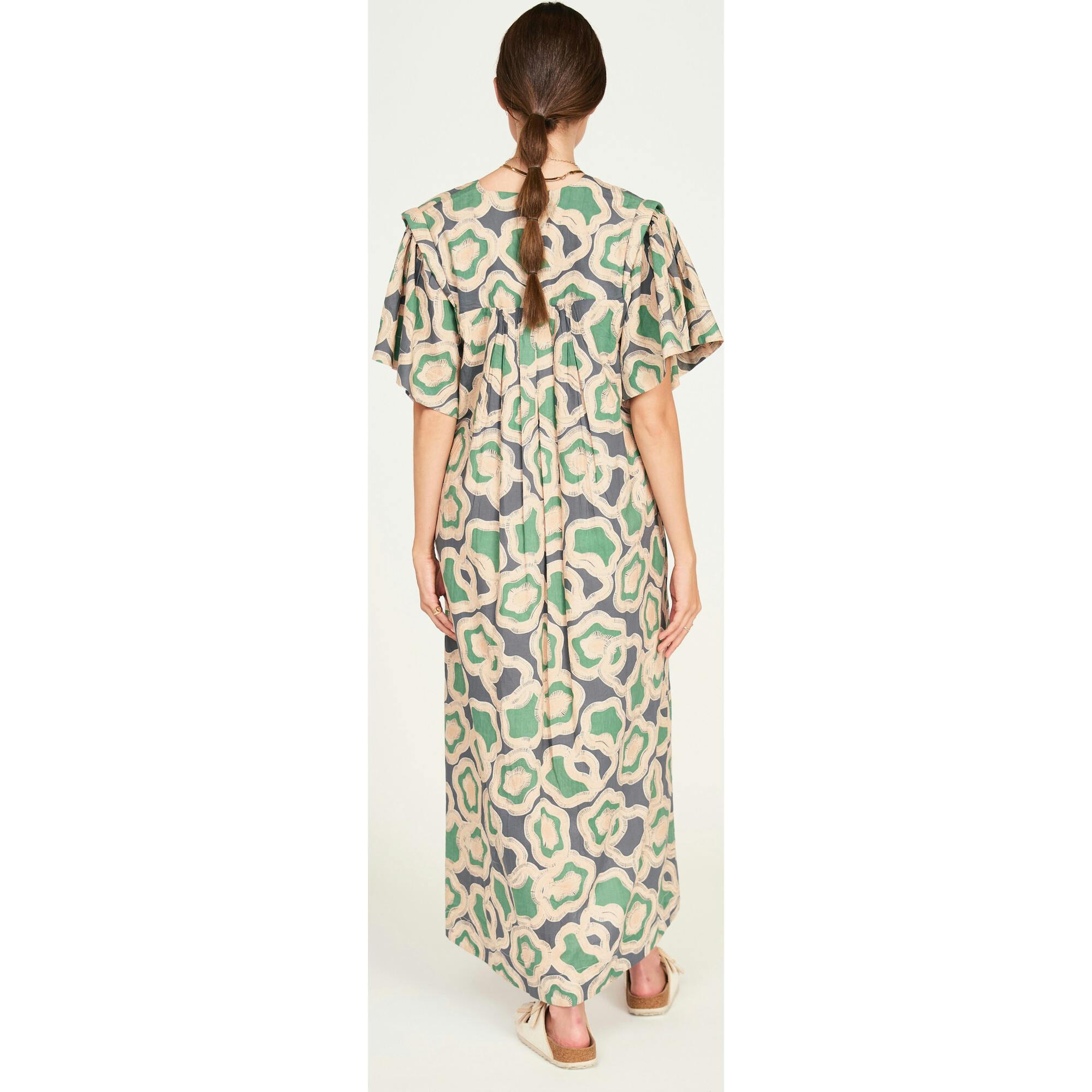 Belem Caftan in Marine Puddles