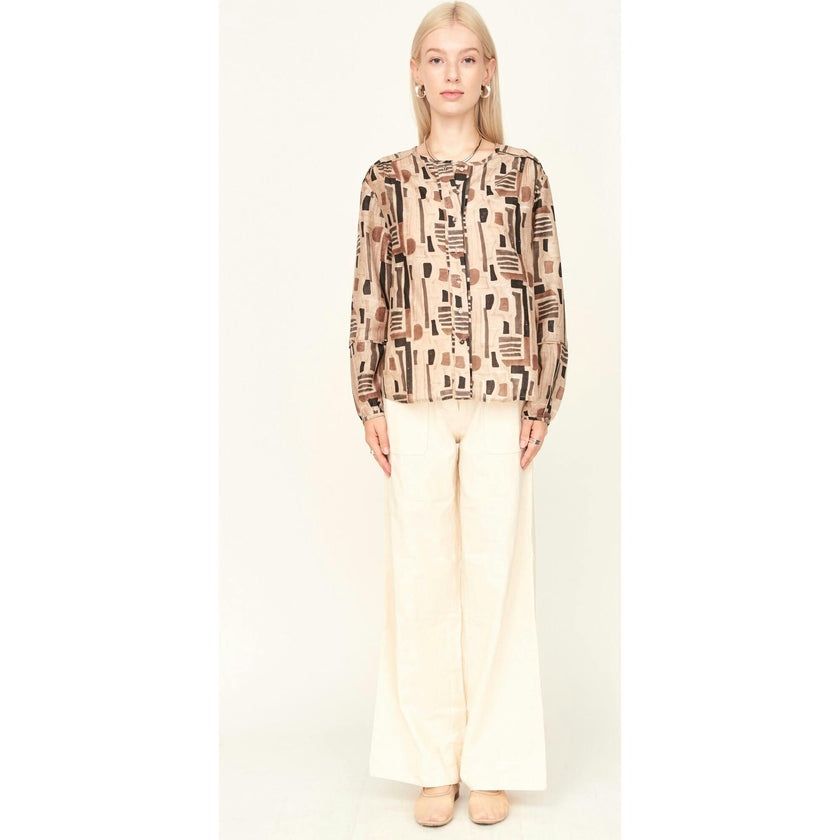 Dakota Blouse in Sand Labyrinth