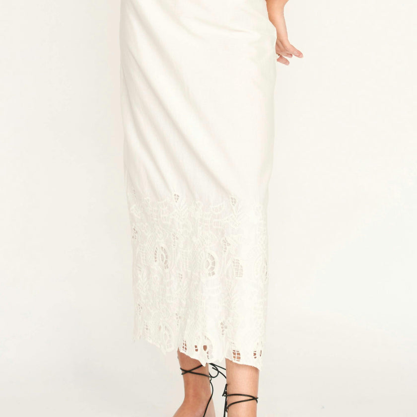 Lombok Skirt in White Embroidered Deco