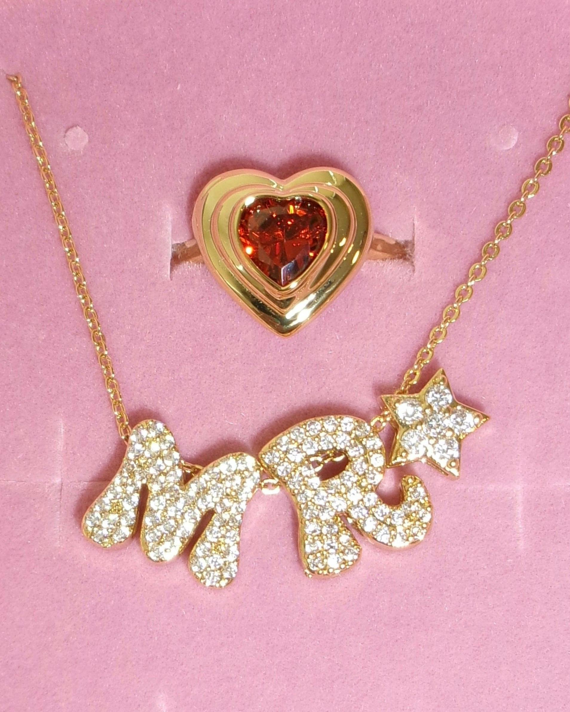 RETRO HEART RING