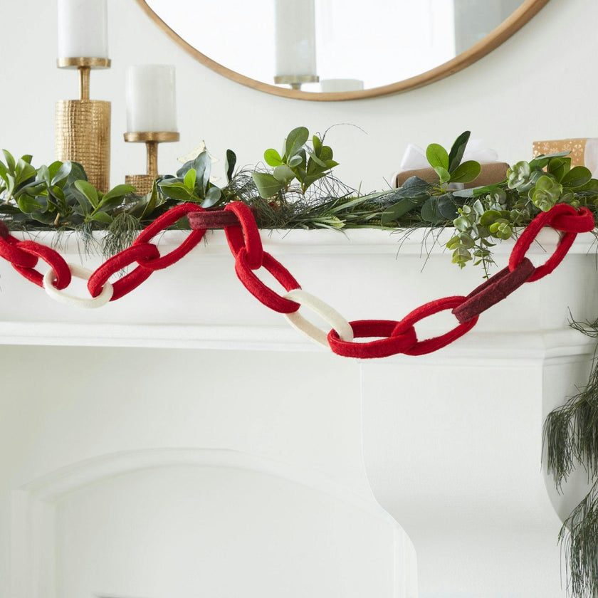 Hand Felted Wool Christmas Garland and Bunting - Loop Chain Red - 6'