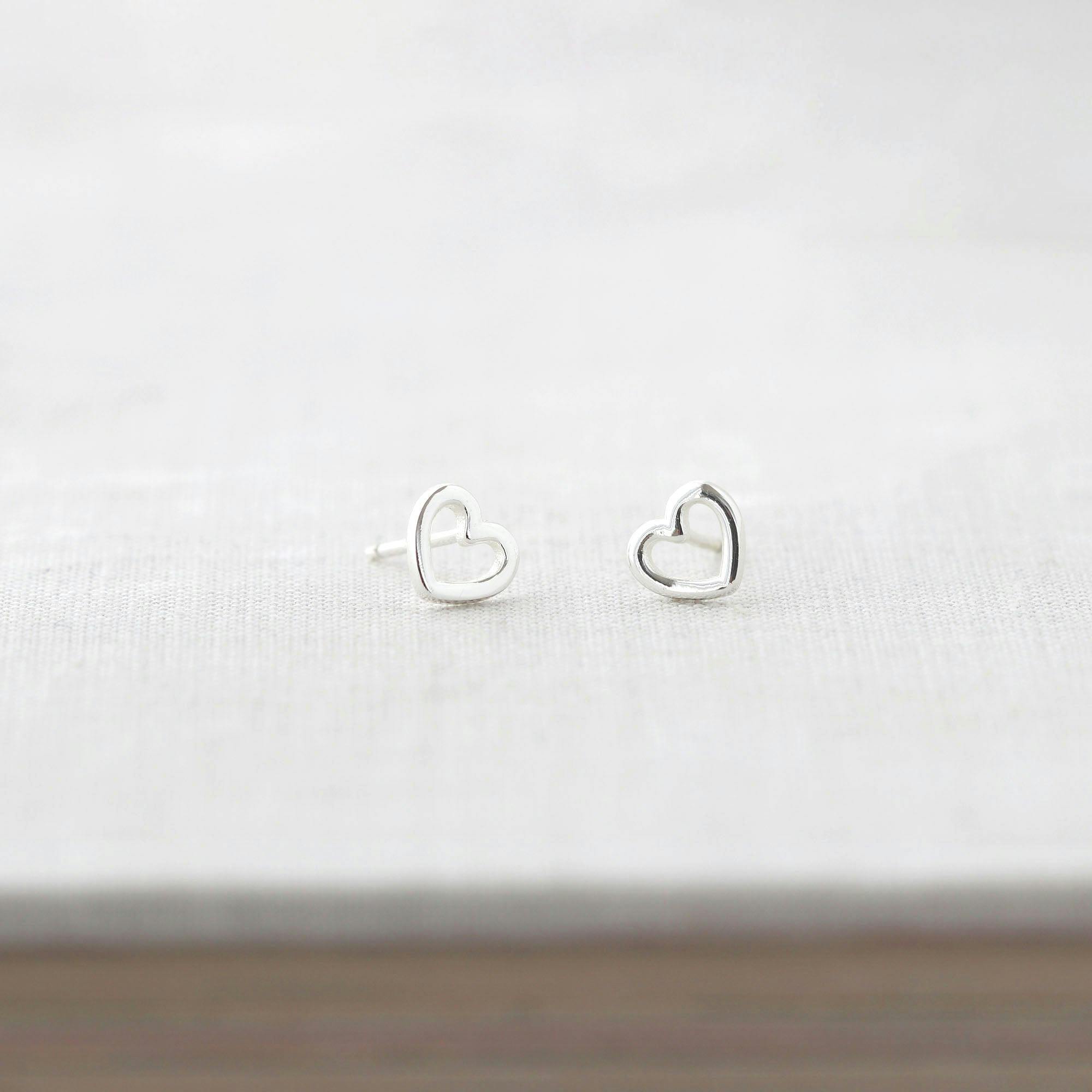 Heart Outline Stud Earrings