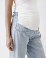 Billie Over Bump Jean Light Wash
