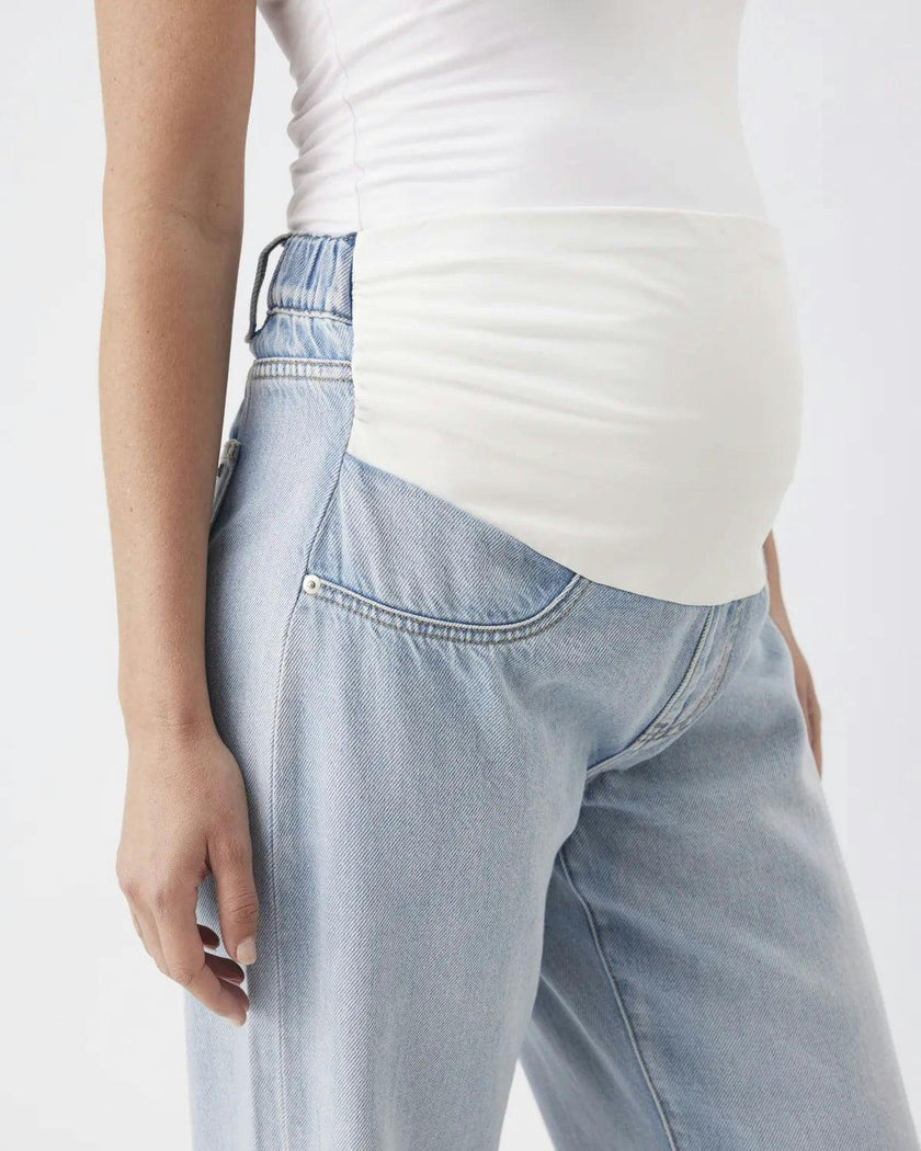 Billie Over Bump Jean Light Wash