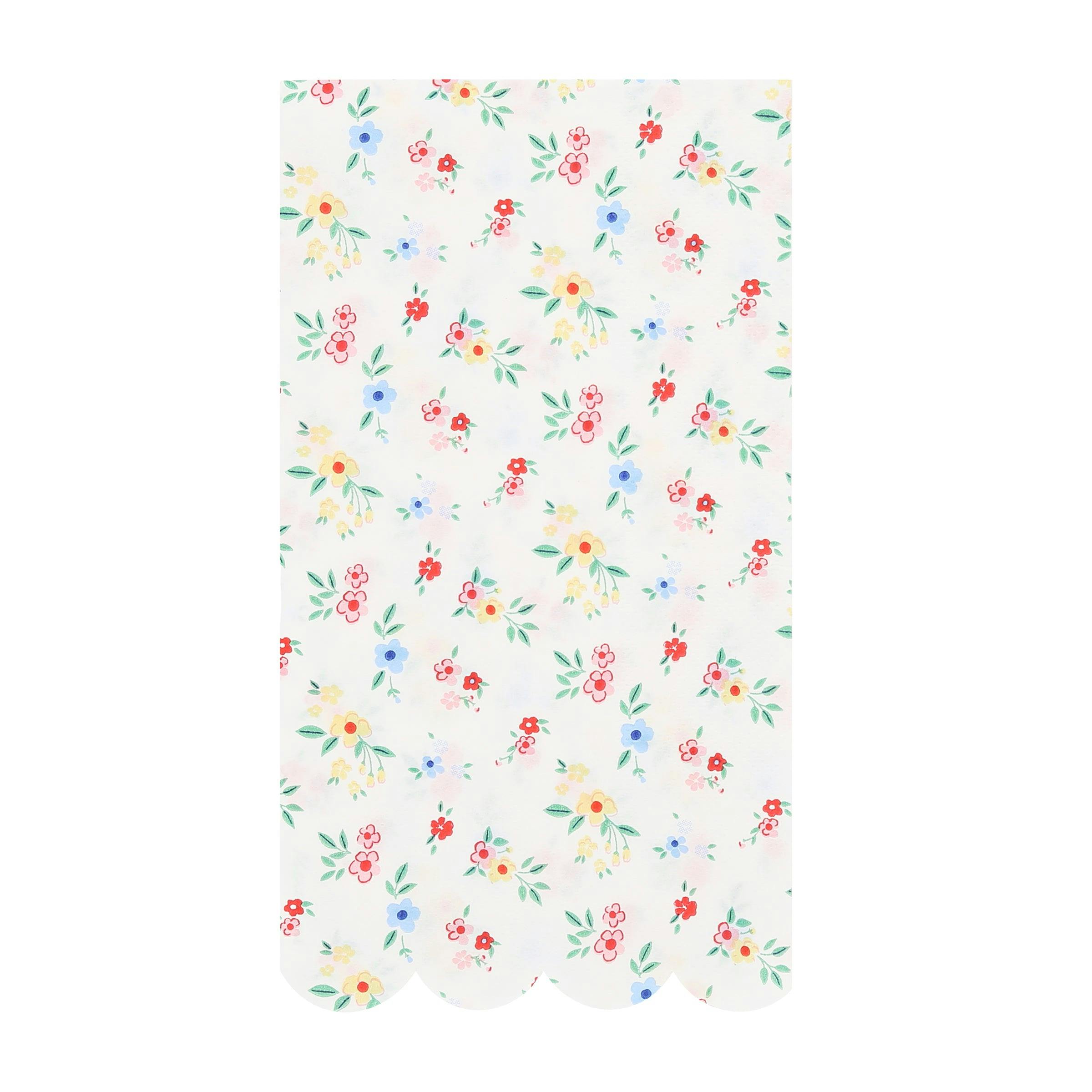 Ditsy Posy Scalloped Guest Towels