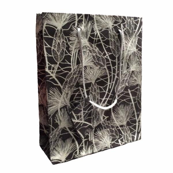 Set of Six Recycled Cotton Gift Bags Tag Black Beach Grass Design