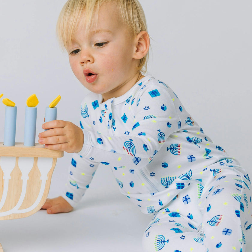 The Organic Zipper Footie [Happy Hanukkah]