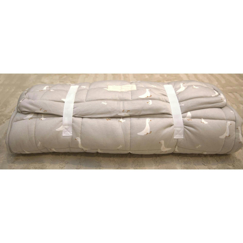 Baby's Zipper Nap Mat