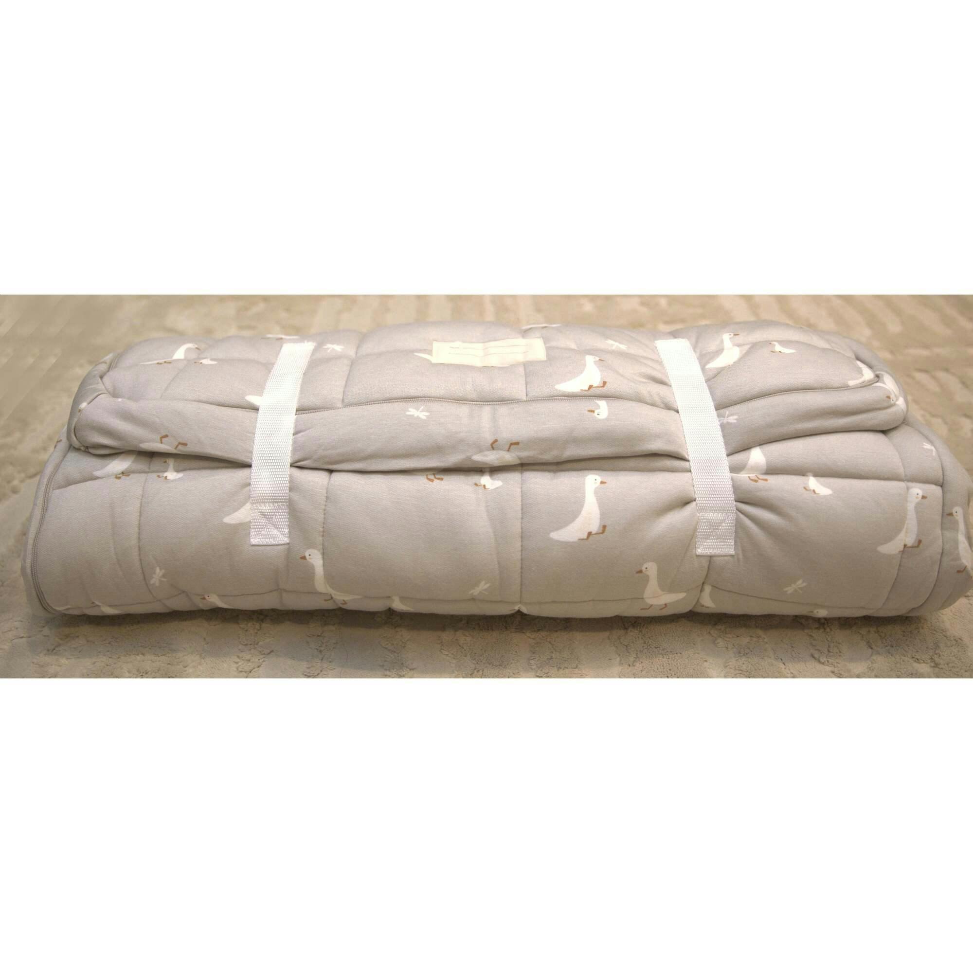 Baby's Zipper Nap Mat